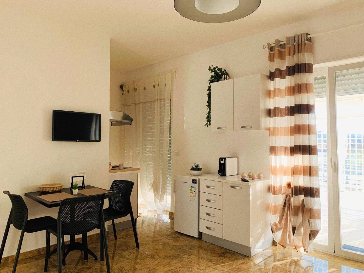 Esperanto B&B บารี ภายนอก รูปภาพ
